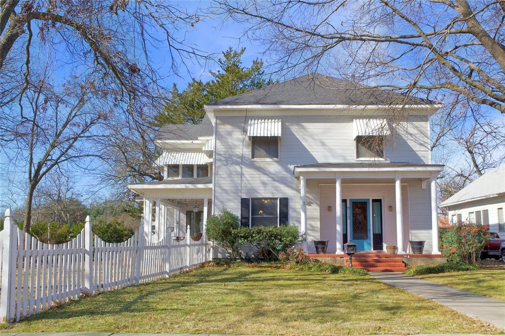 213 Clements — photo