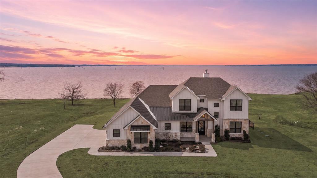 3016 Lake Ridge Drive — photo