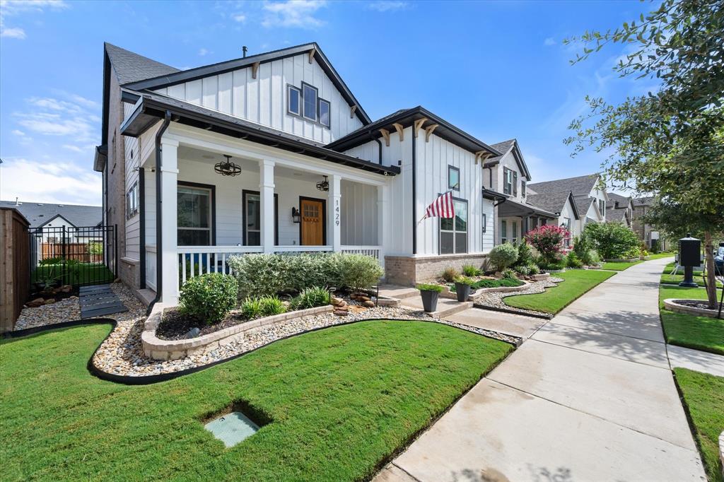 1429 Cypress Thorn Drive — photo