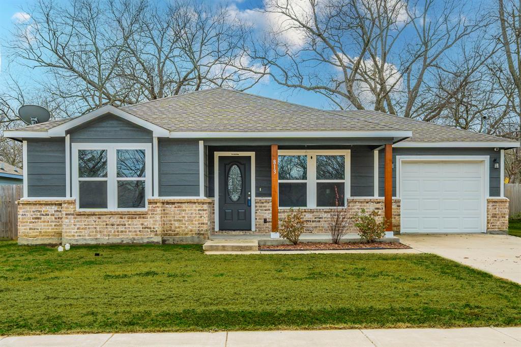 813 Jones Street — photo