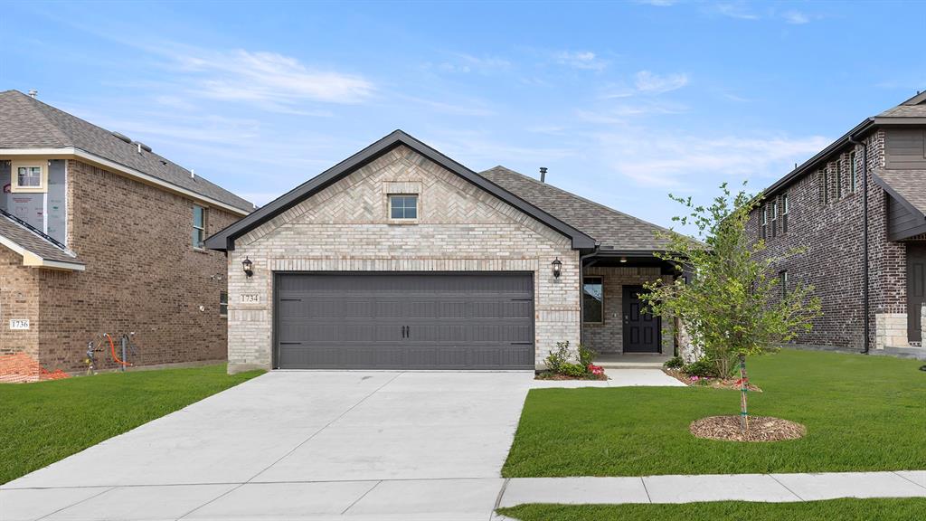 1734 Coachman Drive — photo