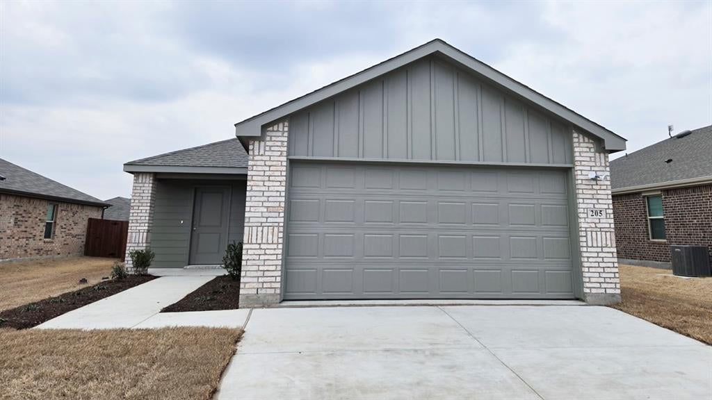 205 Choctaw Drive — photo