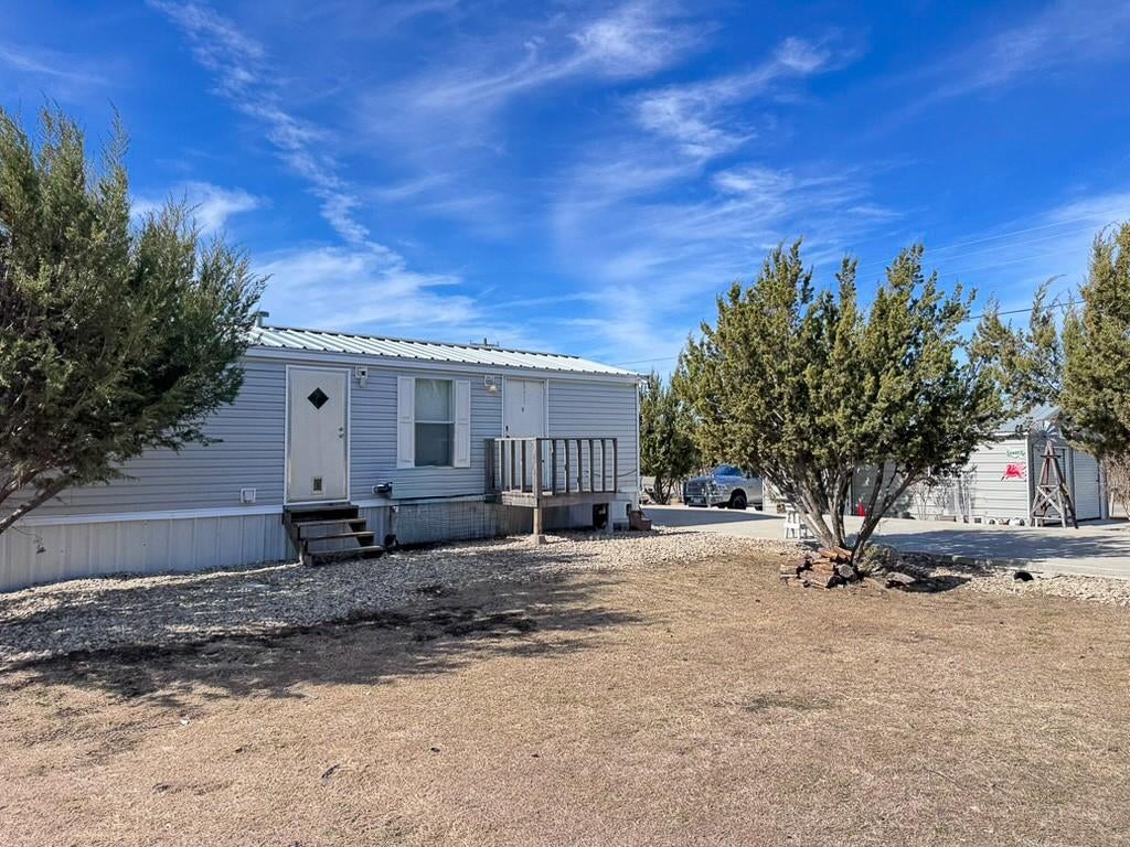 140 Private Road 1708 — photo