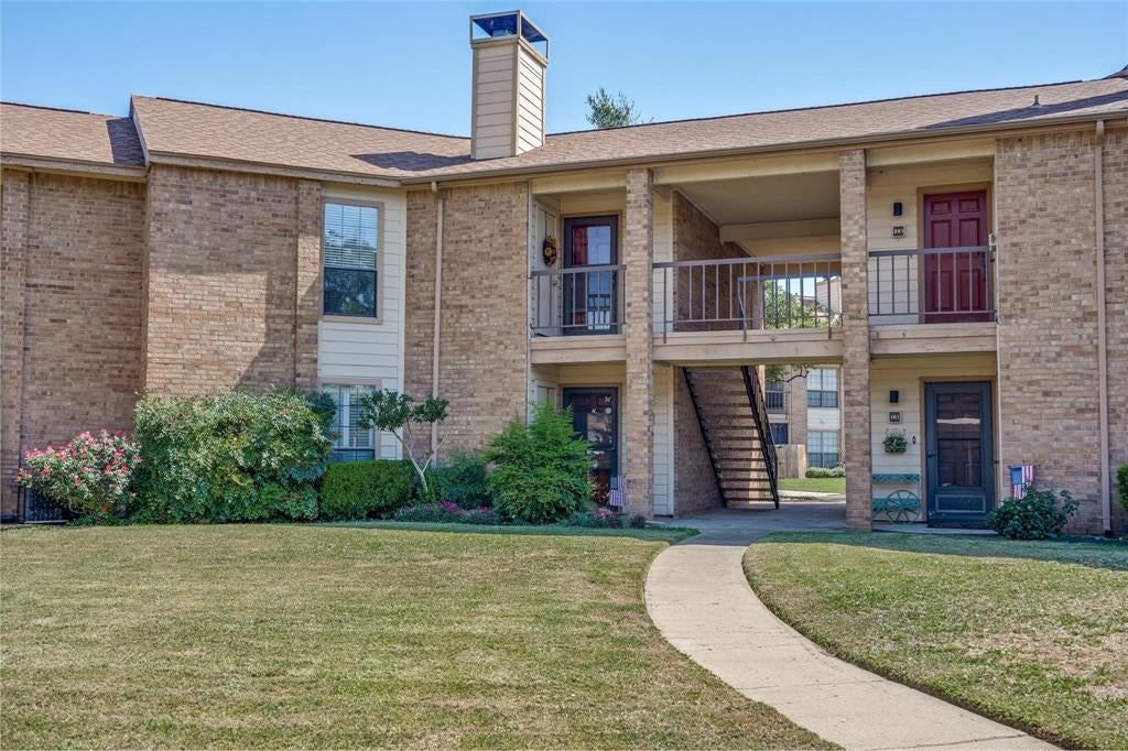 16301 Ledgemont Lane 262 — photo