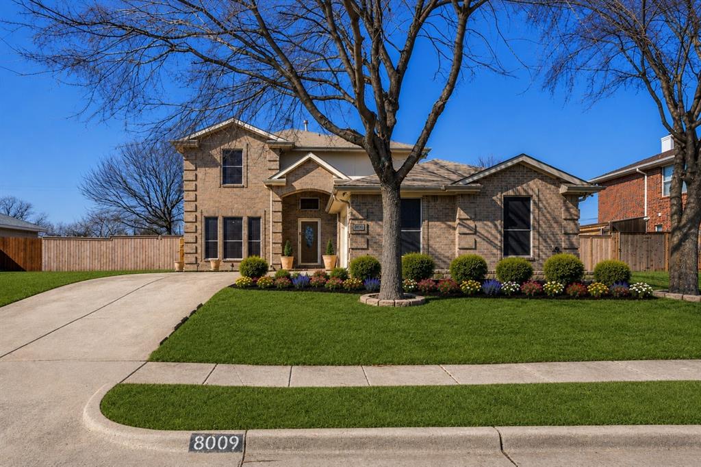 8009 Trophy Court — photo