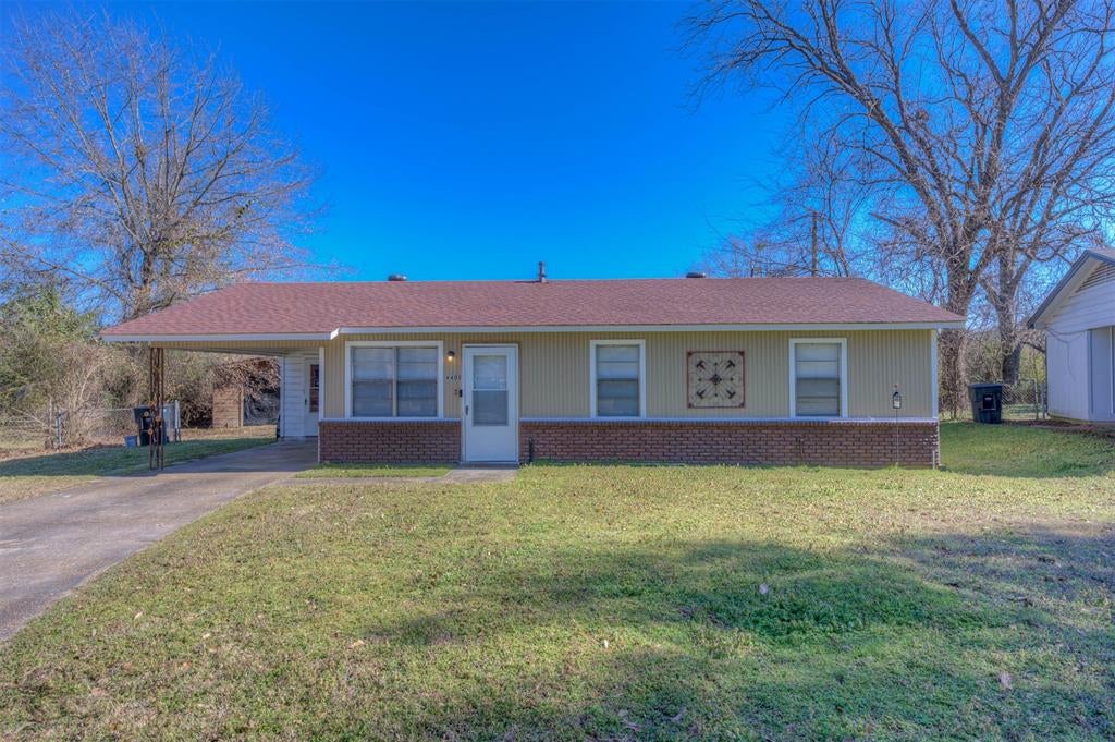 9403 Woodcrest Drive — photo