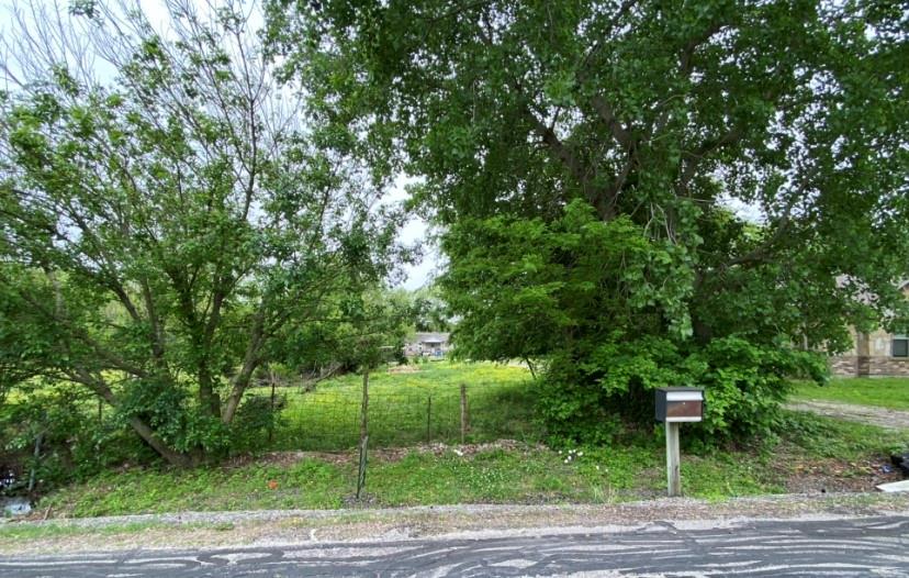 7810 Garner Road — photo