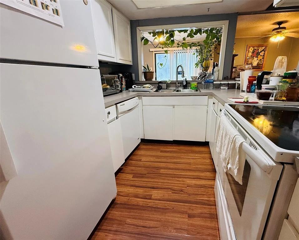 2610 Santiago Circle — photo