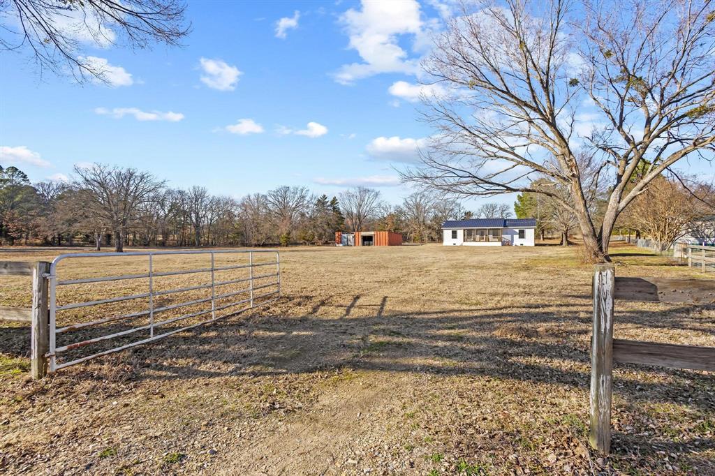 4572 County Road 2700 — photo