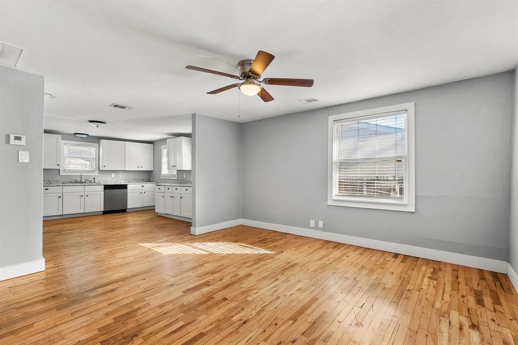 2709 Townsend Drive — photo