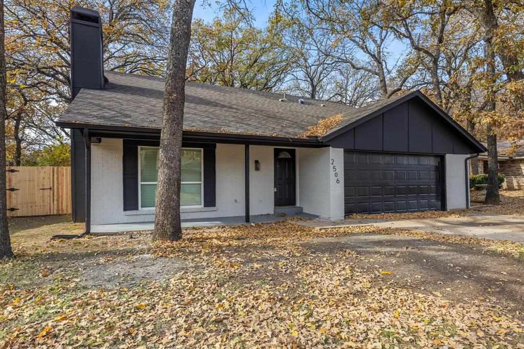 2506 Holt Road — photo