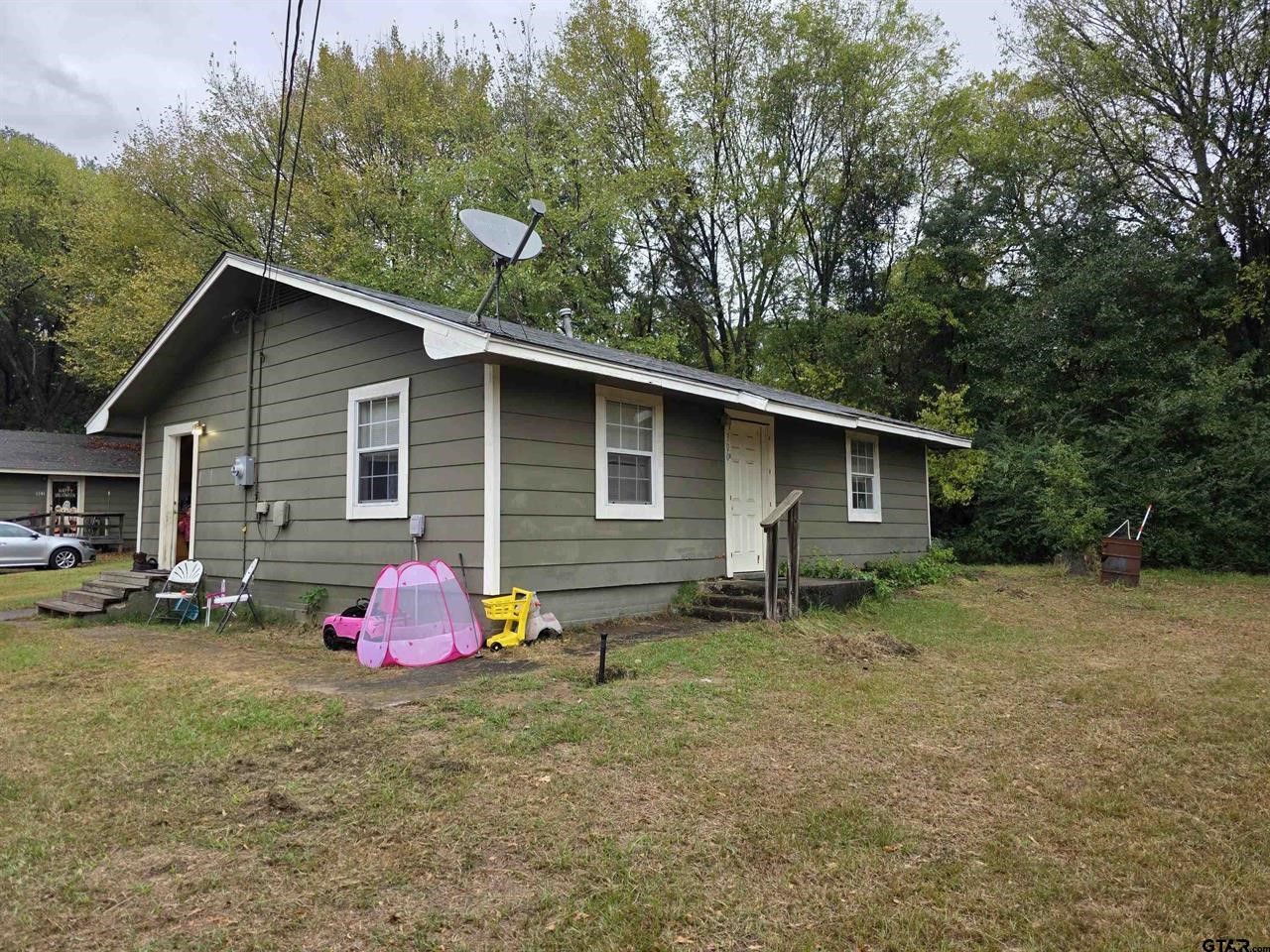 300 Walnut, Naples, TX 75568 — photo 2