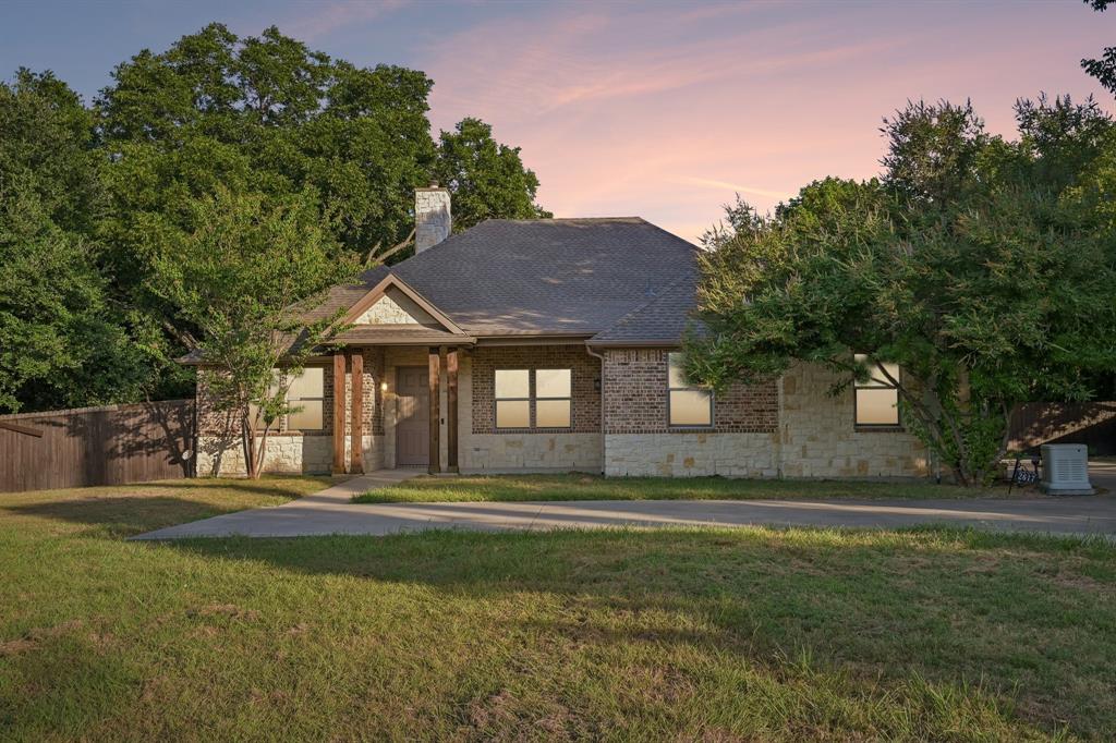 2617 Kirby Road — photo