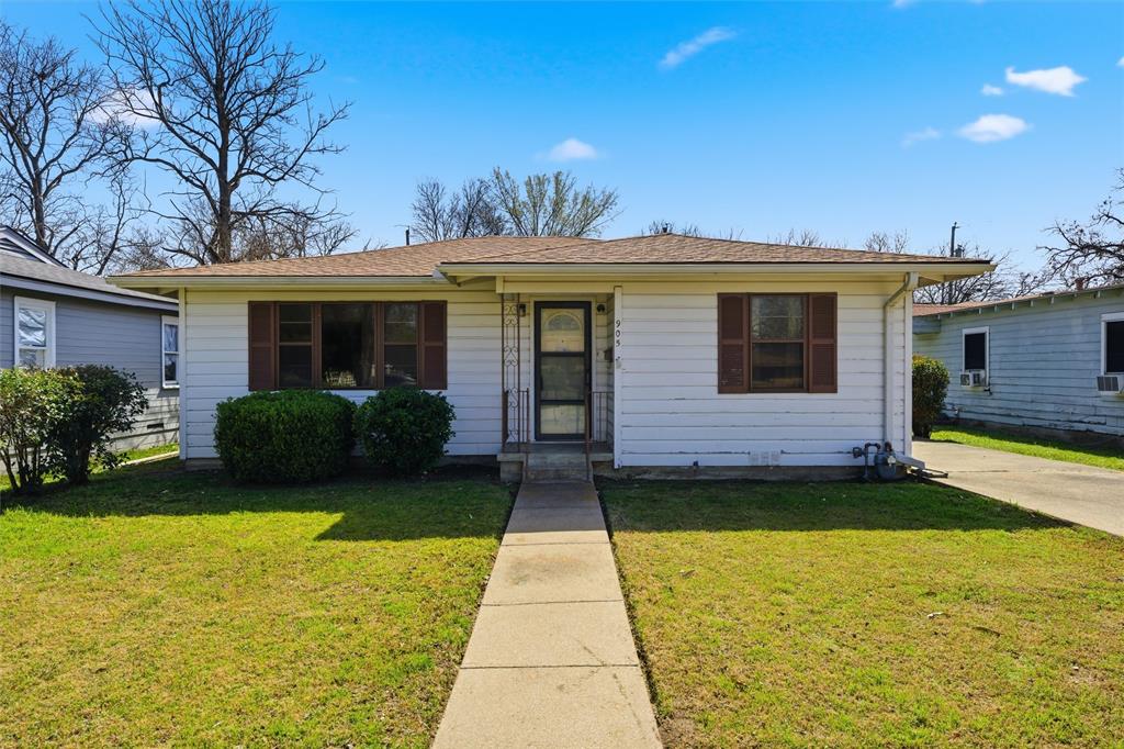 905 Carver Street — photo