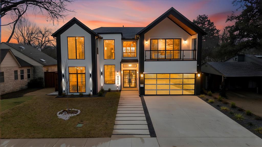 9428 Hobart Street — photo