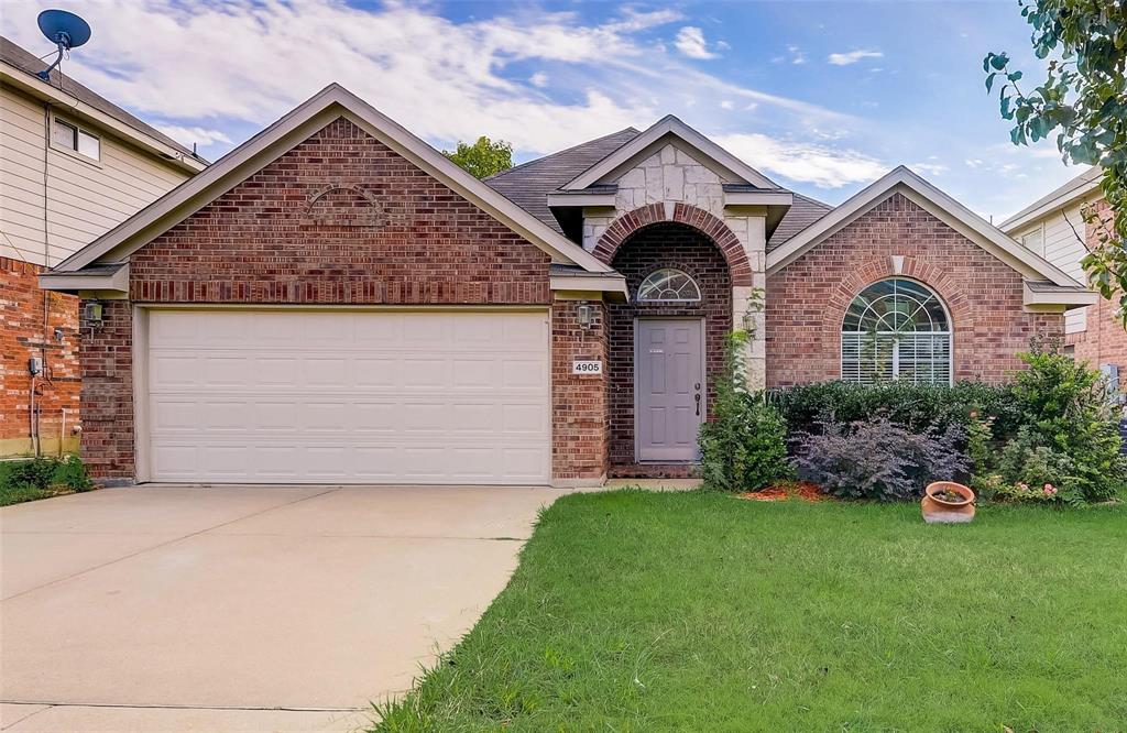4905 Summer Oaks Lane — photo