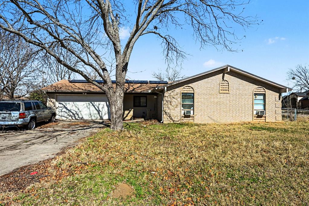 1732 Tanglewood Drive — photo