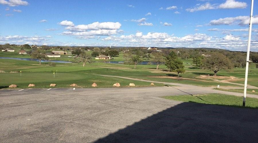 118 Club Circle — photo