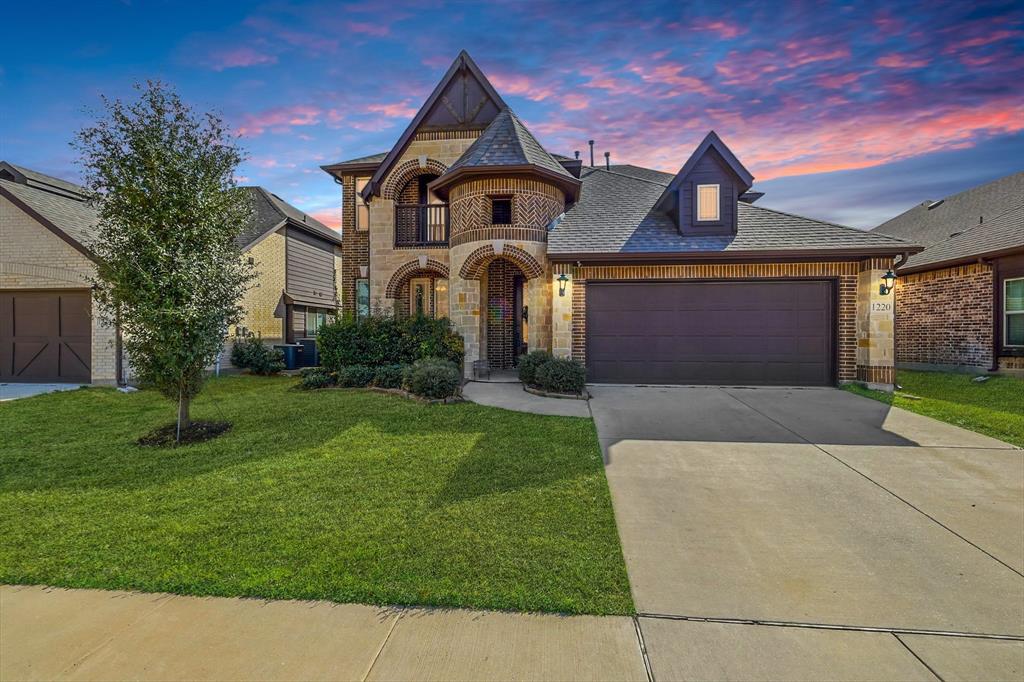 1220 Thrasher Drive — photo