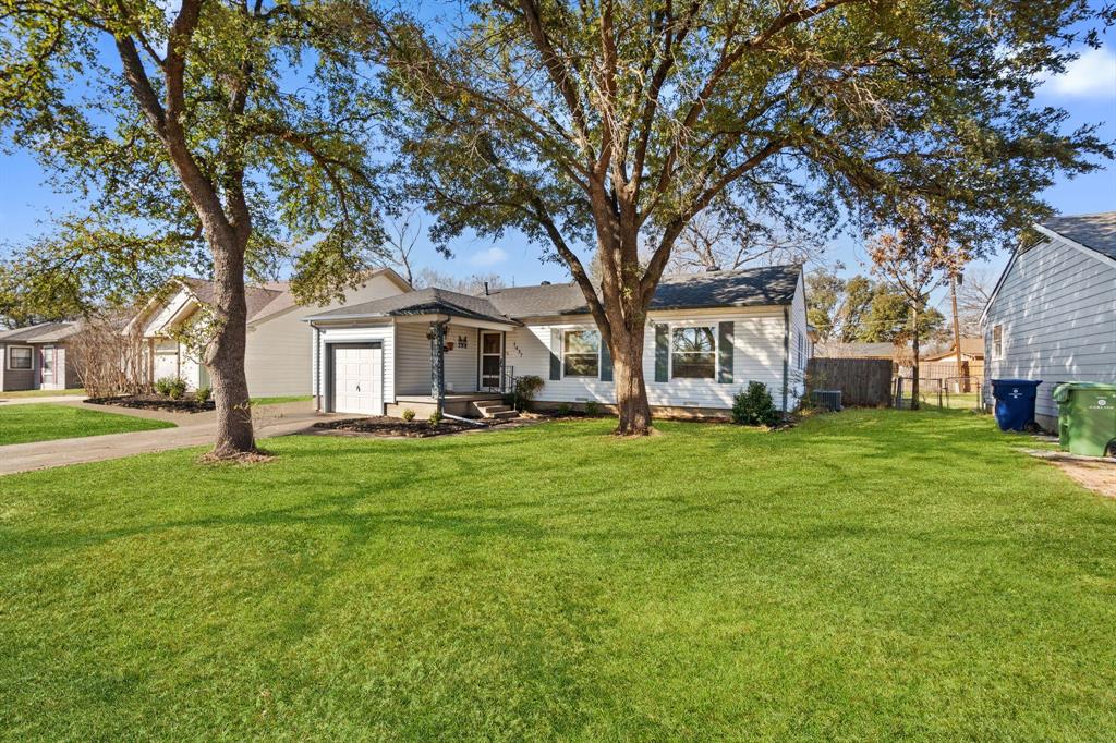 1437 Nash Street — photo