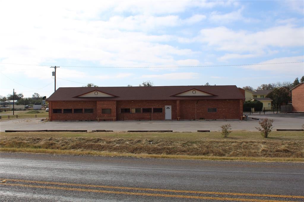 1401 Highway 84 Bypass — photo