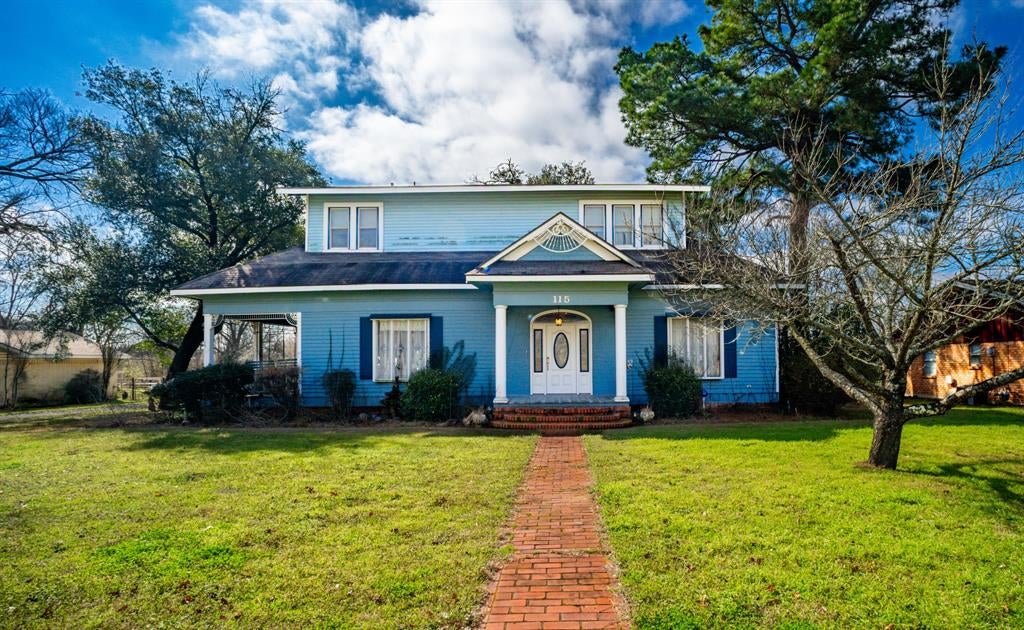 115 E Brazos — photo