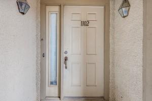 2835 Keller Springs Road 1102 — photo