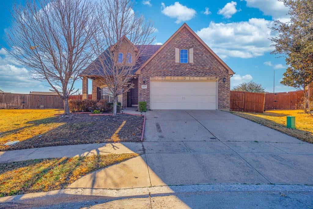 8537 Meadow Sweet Lane — photo