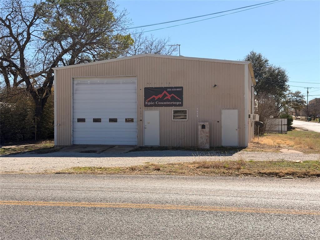 1012 W Main Street — photo
