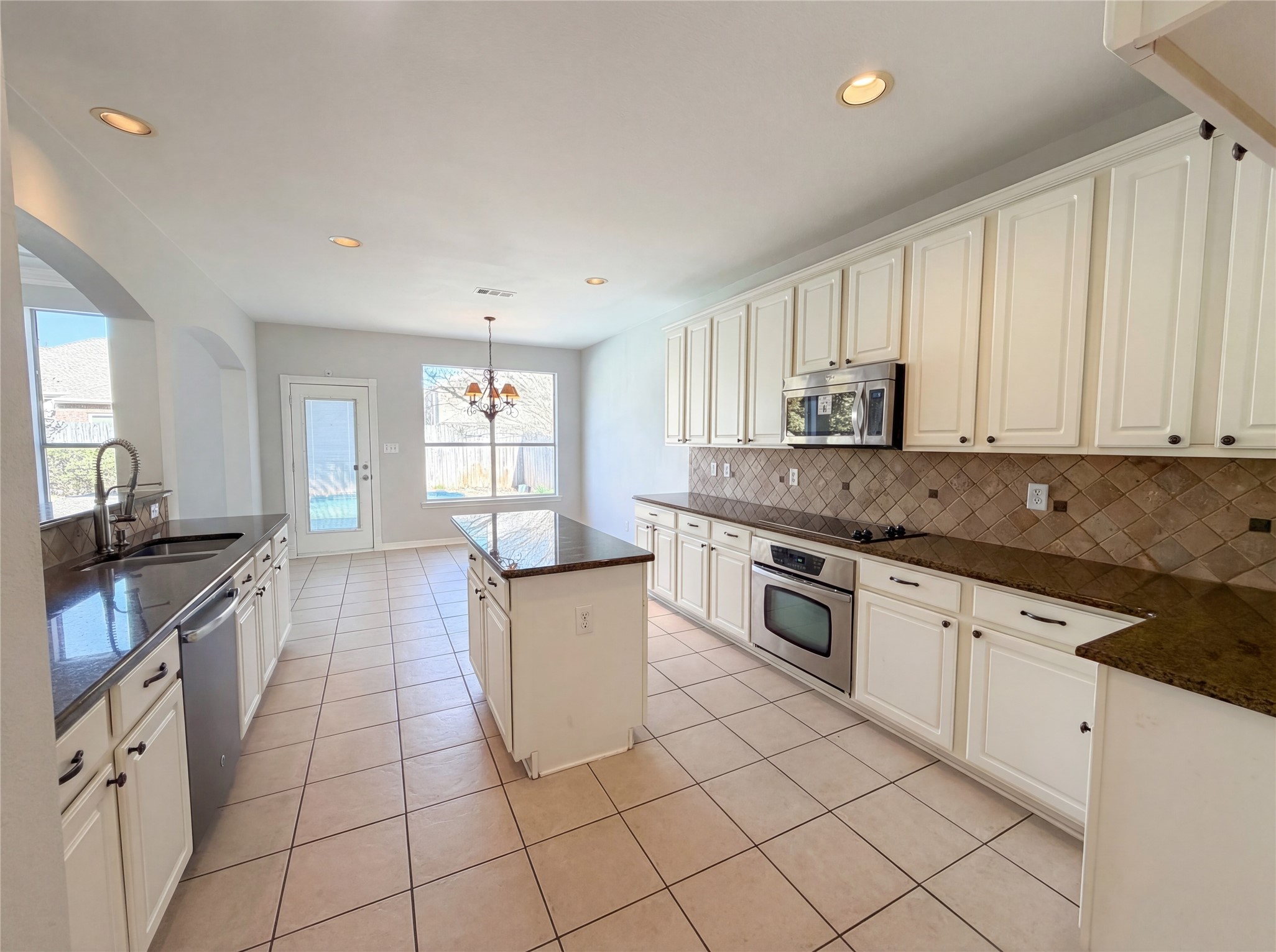 1412 Spring Ridge Lane, Flower Mound, TX 75028 — photo 2