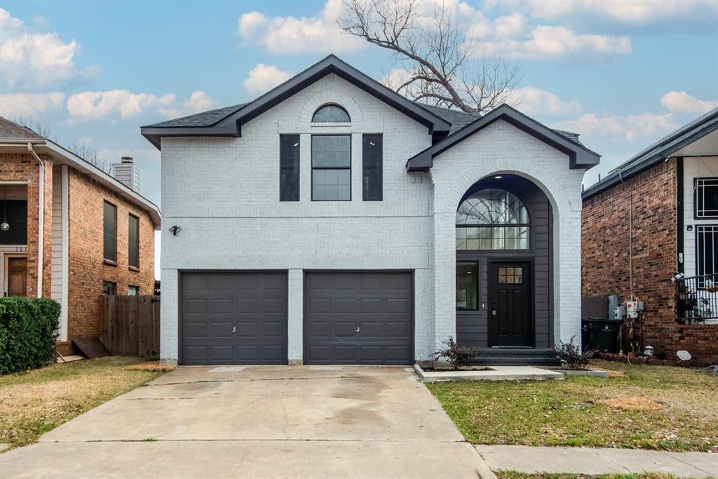 703 Meadowcreek Court — photo