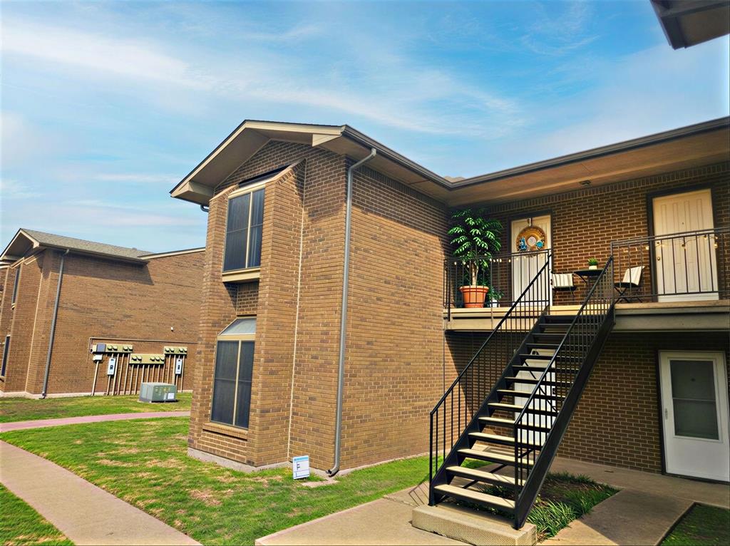 4460 Chaha Road 201 — photo