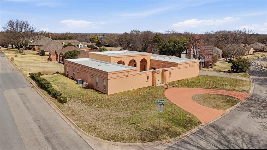 2613 W Cascade Drive — photo