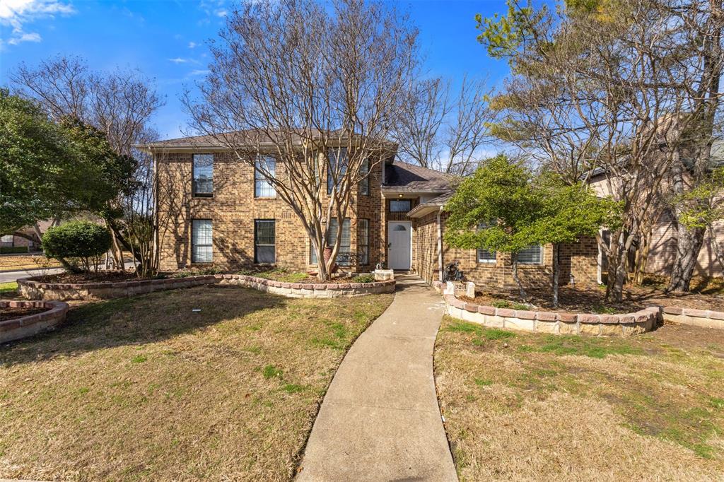 3201 Auburn Drive — photo