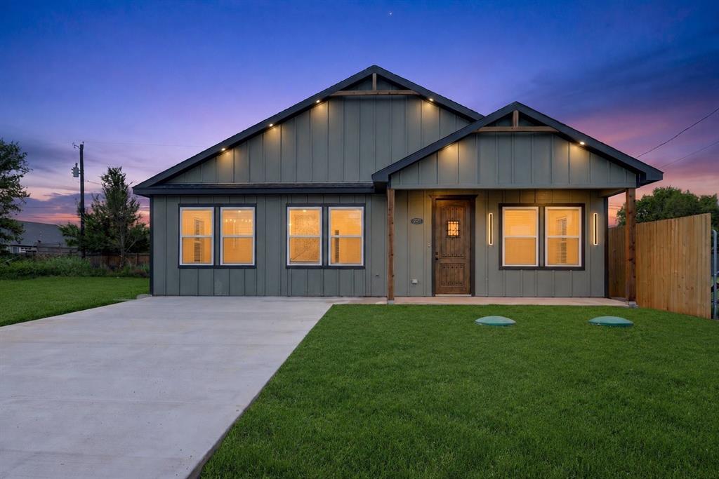 2921 Blackjack Lane — photo