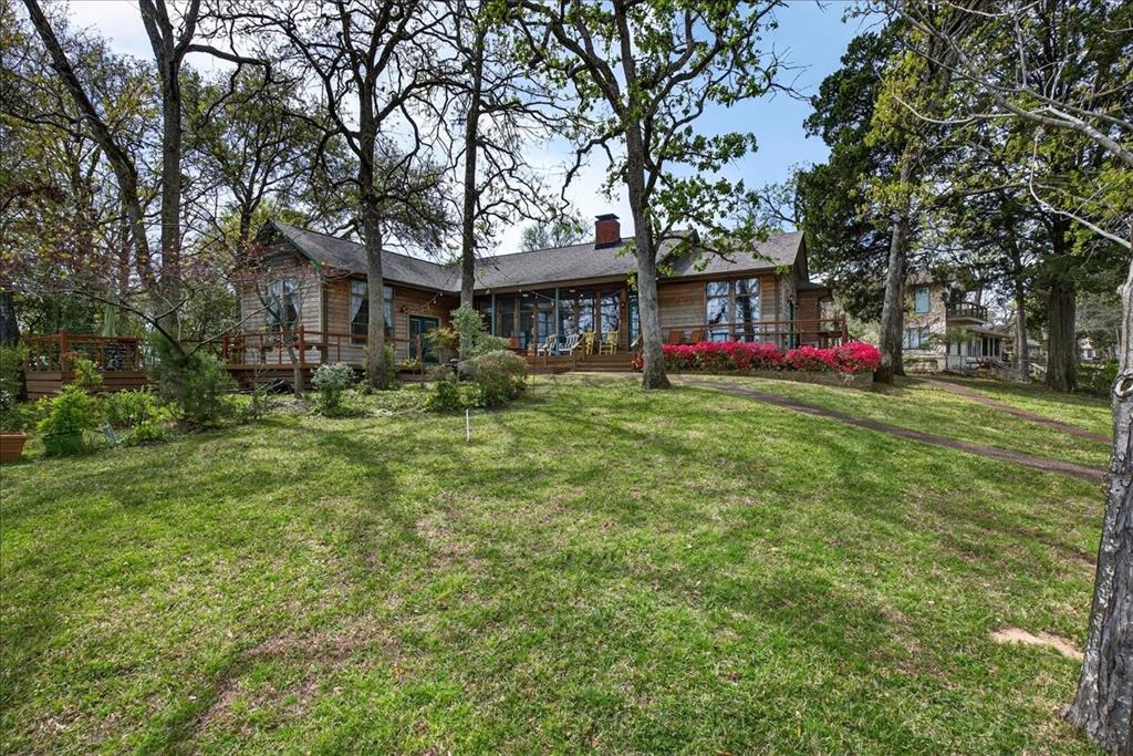 125 Lark Drive — photo