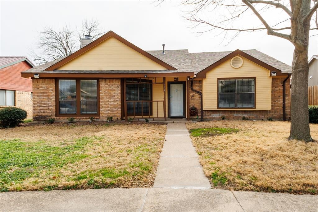 716 Fieldwood Drive — photo