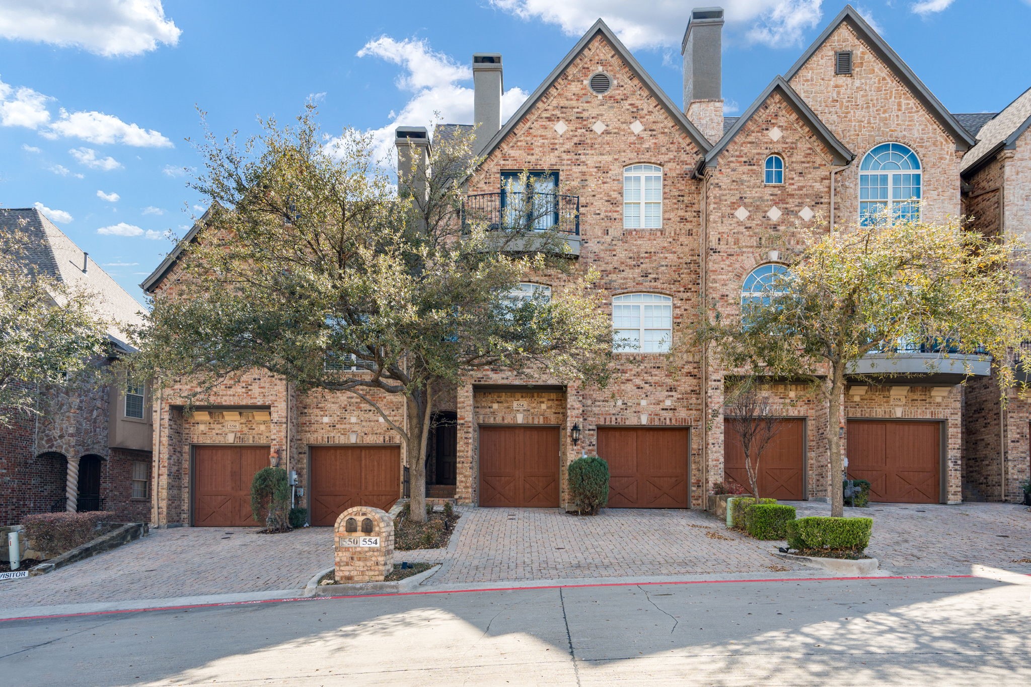 554 Rockingham Drive, Irving, TX 75063