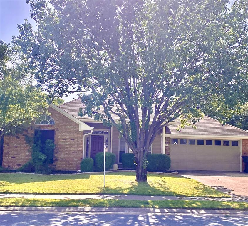 2126 Middle Creek Boulevard — photo