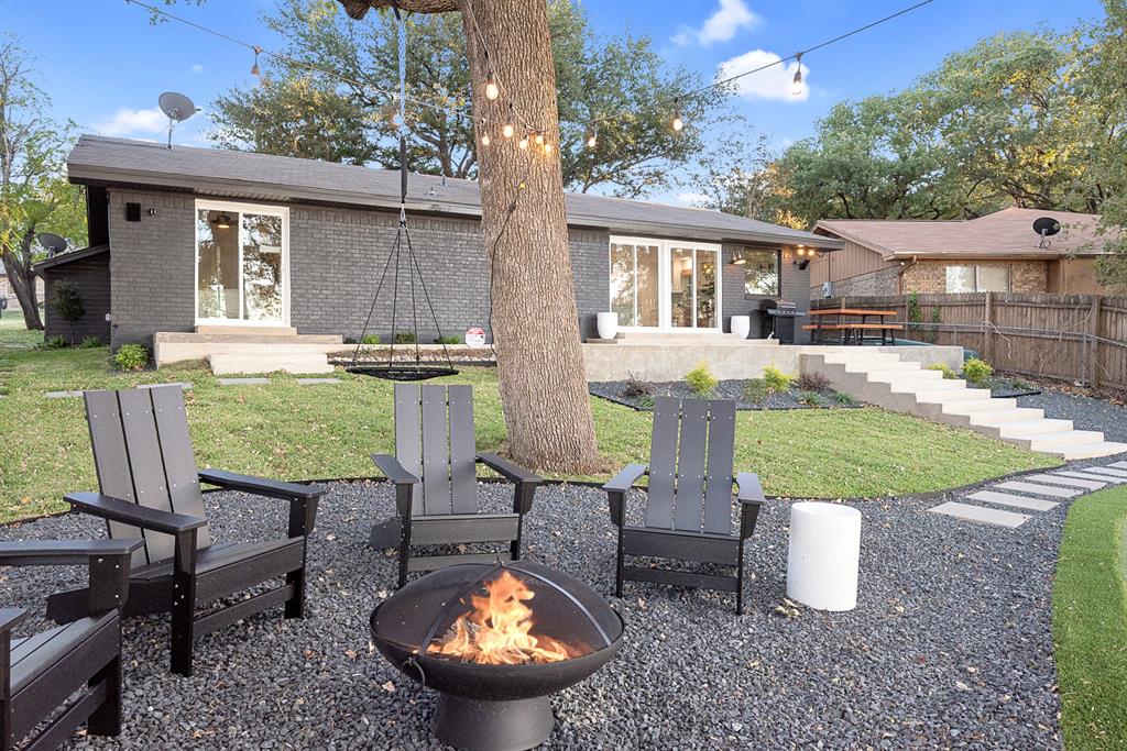 319 Admiral Drive — photo