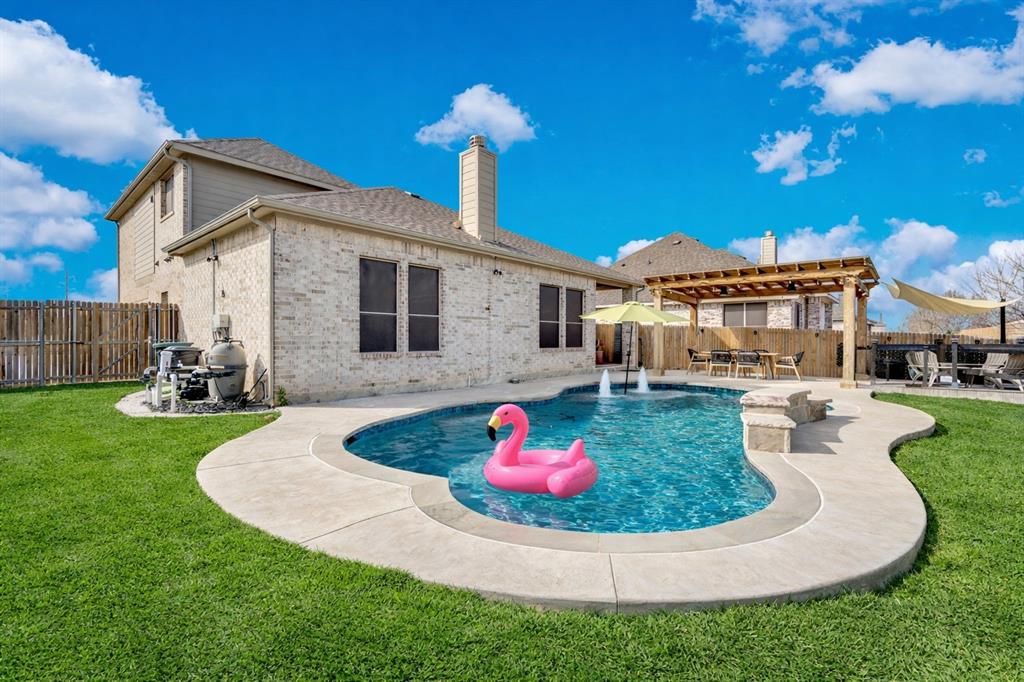 518 Clifton Court — photo