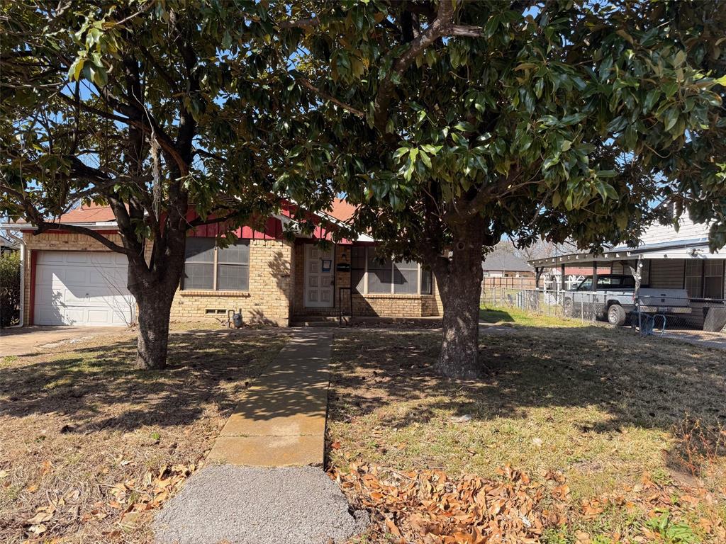 714 S Medora Street — photo
