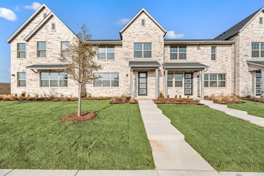 2636 Red Tailed Hawk Lane — photo