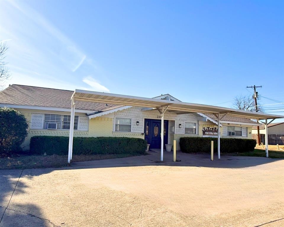 2291 Tradewind Drive — photo