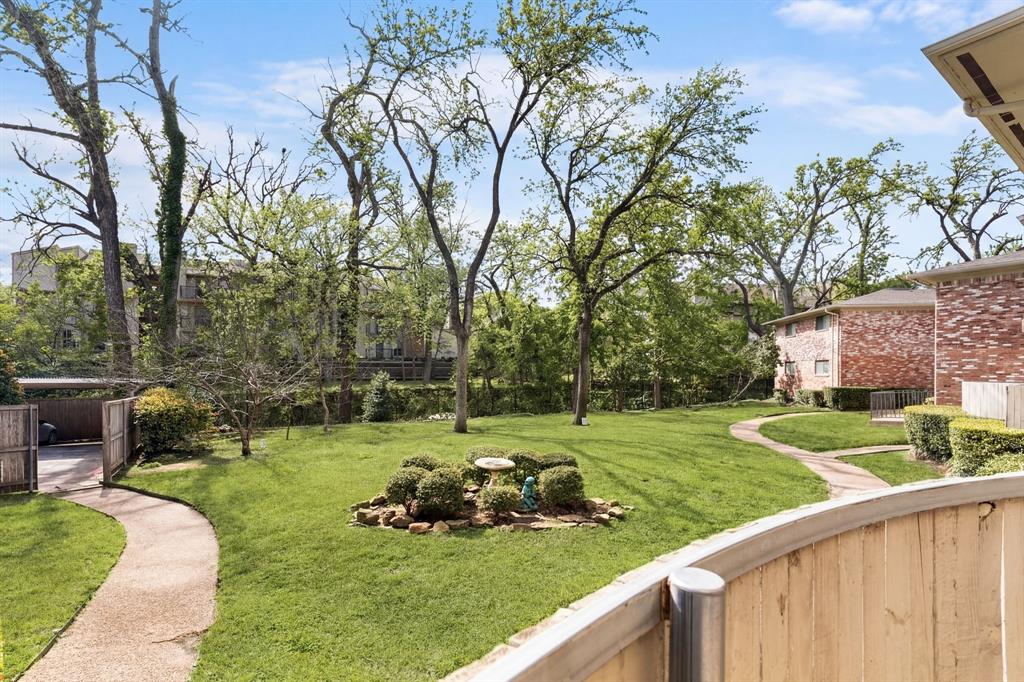 7812 Royal Lane 109 — photo