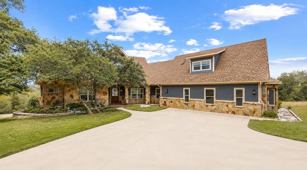 18302 Austin Boulevard — photo