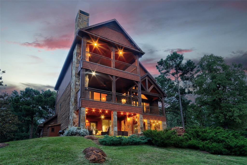 Home in Montalba, TX 75803 — photo 2