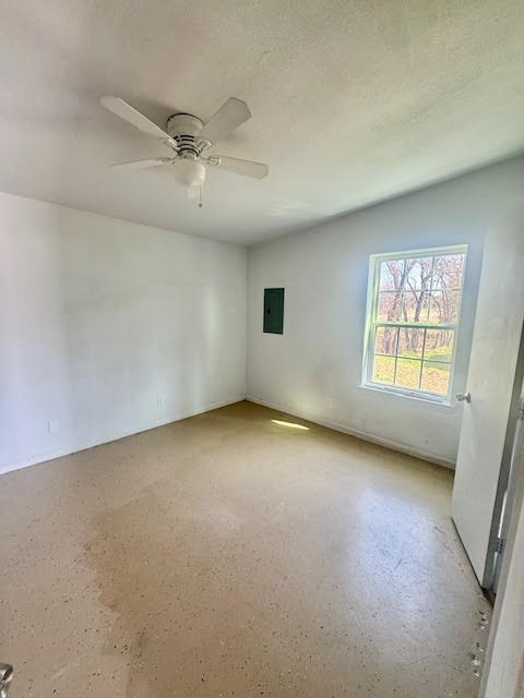 898 Reno, Reno, TX 76020 — photo 2