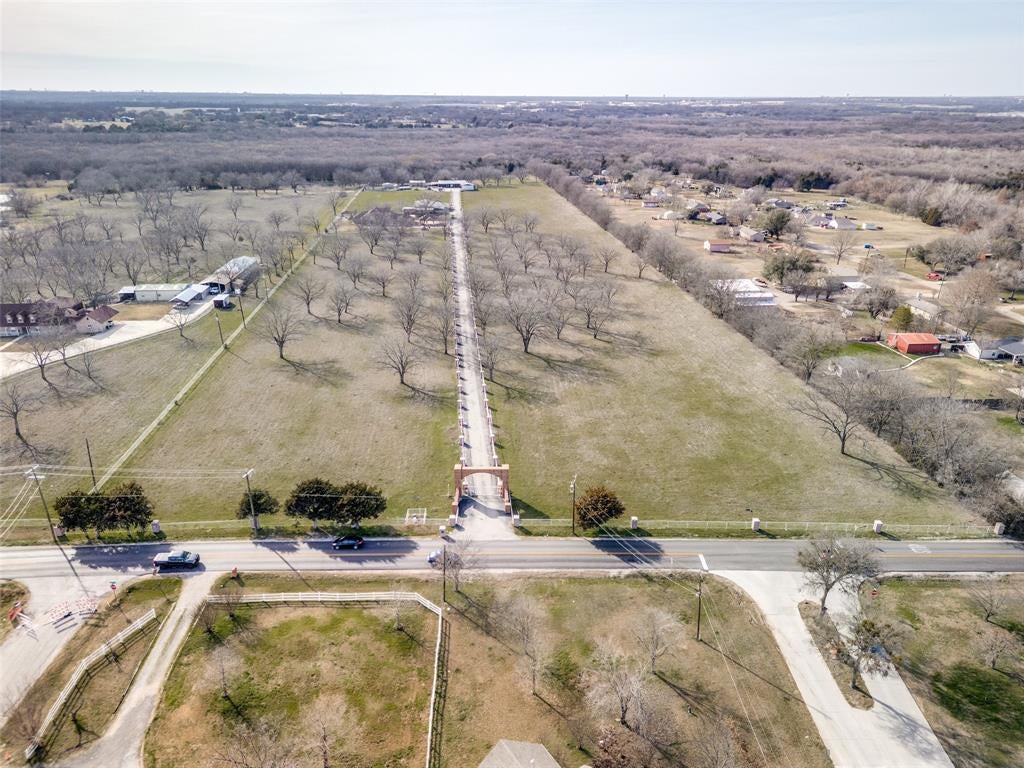 2020 S Bridgefarmer Road — photo