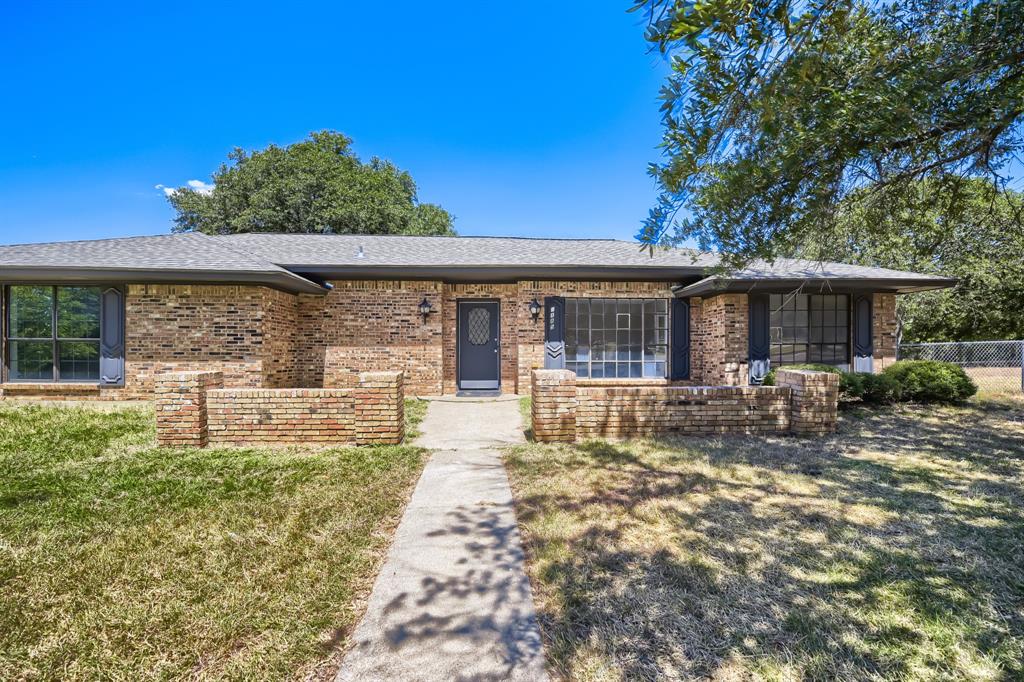 2185 Jana Lane — photo